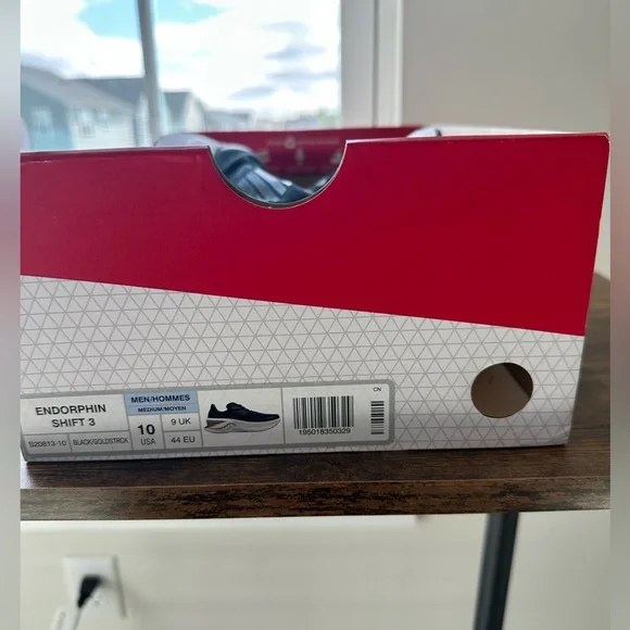 Saucony Endorphin Shift 3 - Picture 2 of 3